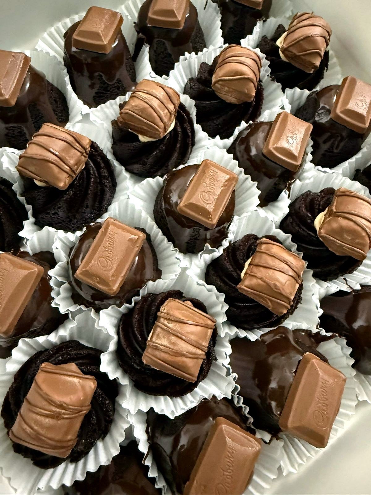 Mini Choc Premium ManisSegar Bites